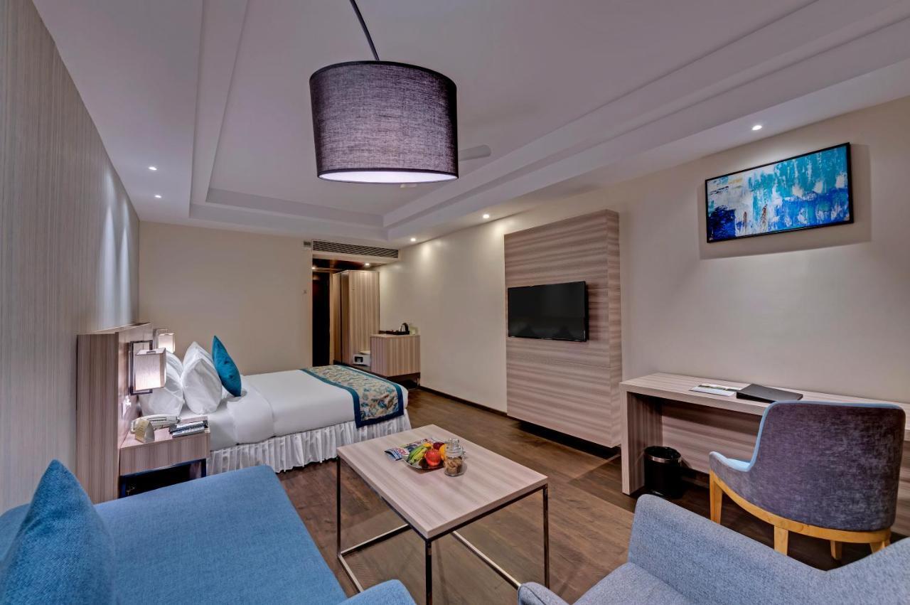 The Fern Residency Hubballi Luaran gambar