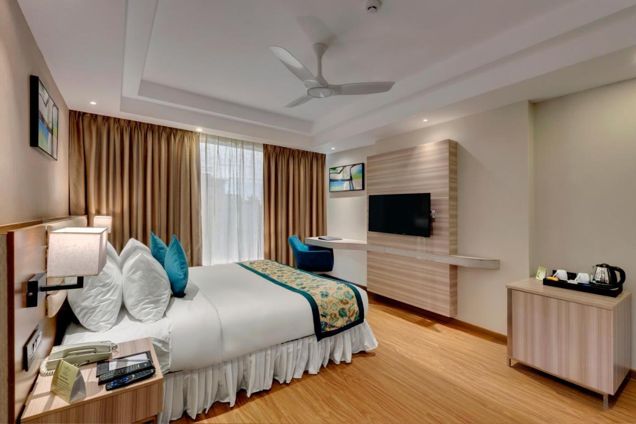 The Fern Residency Hubballi Luaran gambar