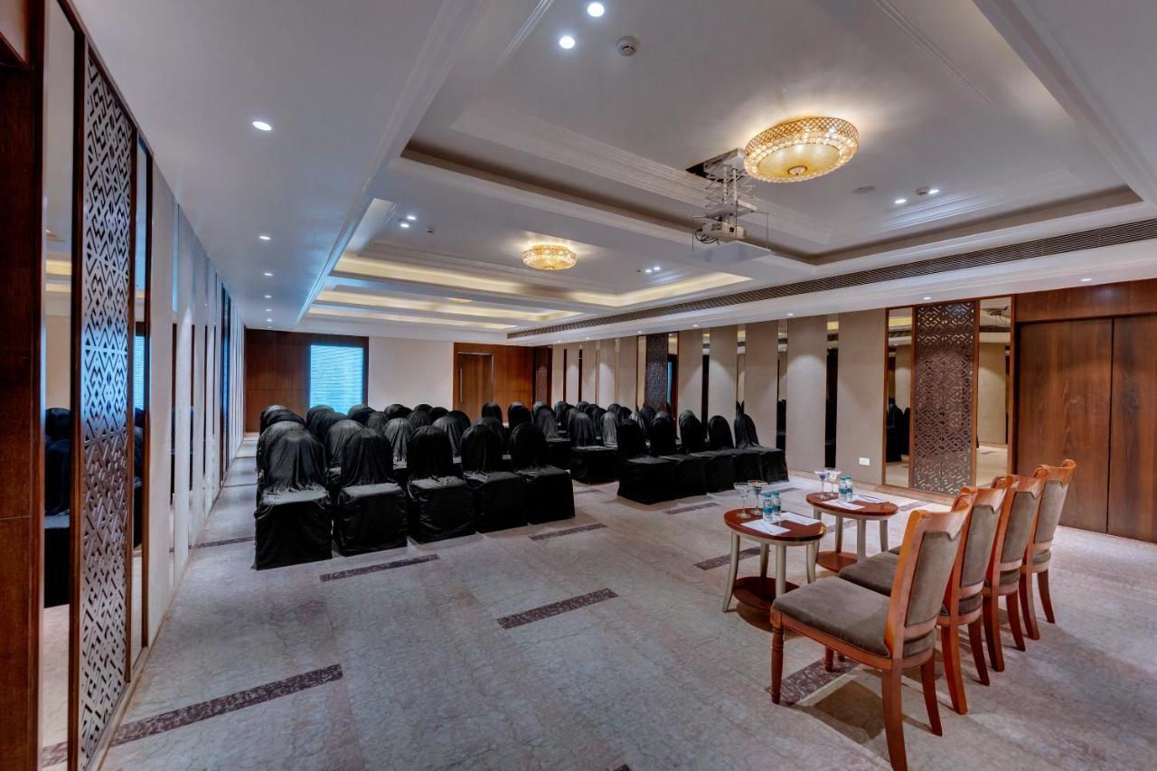 The Fern Residency Hubballi Luaran gambar